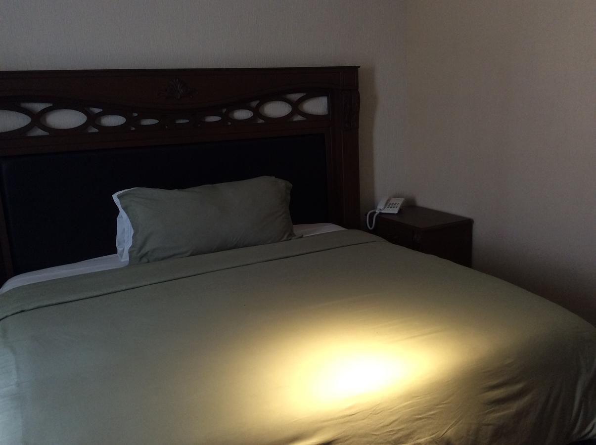Hotel Candiles Valle de Santiago 外观 照片