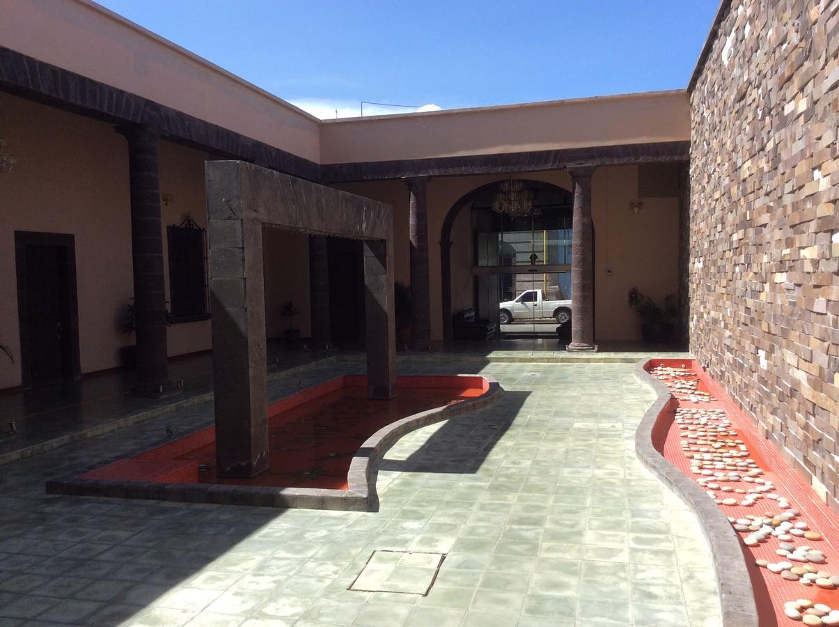 Hotel Candiles Valle de Santiago 外观 照片